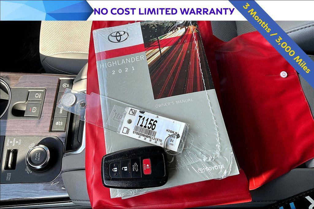 used 2021 Toyota Highlander car, priced at $30,995