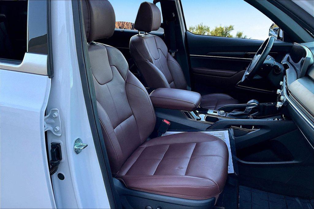 used 2024 Kia Telluride car, priced at $38,000