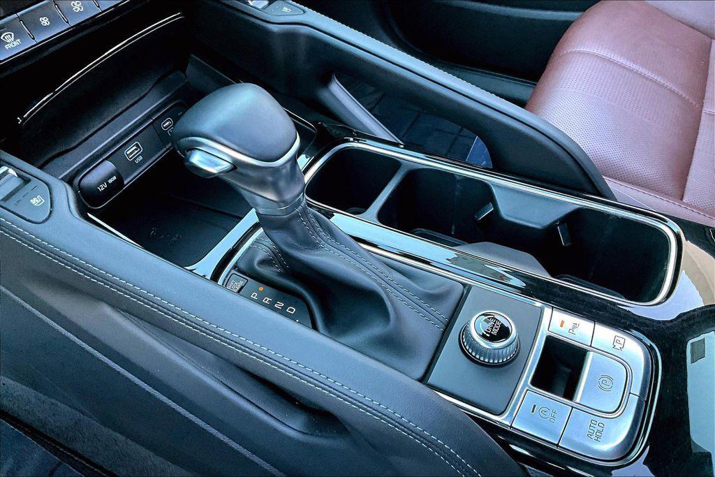 used 2024 Kia Telluride car, priced at $38,000