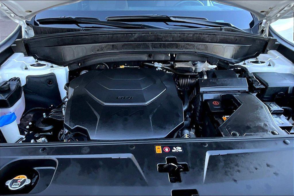 used 2024 Kia Telluride car, priced at $38,000