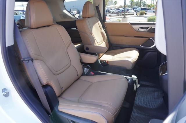 new 2025 INFINITI QX80 car, priced at $89,000