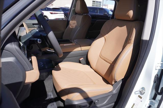 new 2025 INFINITI QX80 car, priced at $89,000
