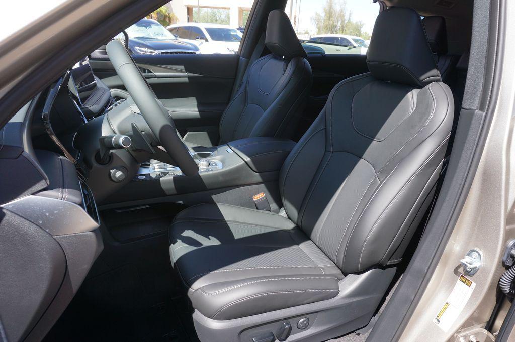 used 2025 INFINITI QX60 car, priced at $52,562