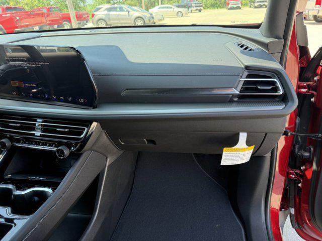 new 2025 Chevrolet Traverse car, priced at $42,690