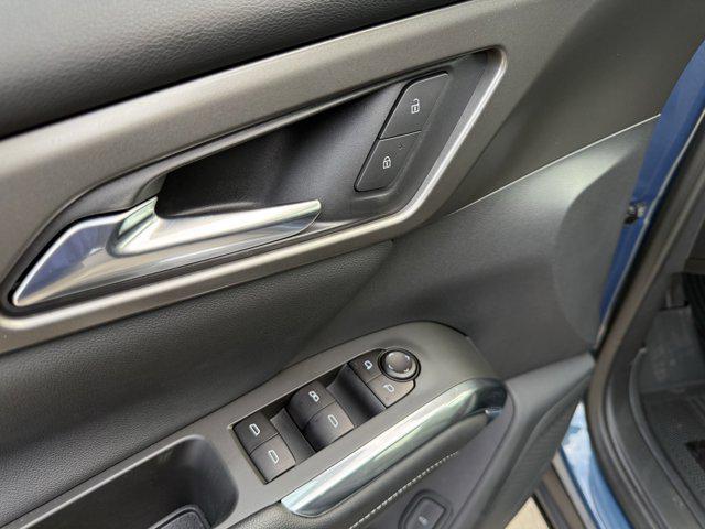new 2025 Chevrolet Traverse car, priced at $43,240