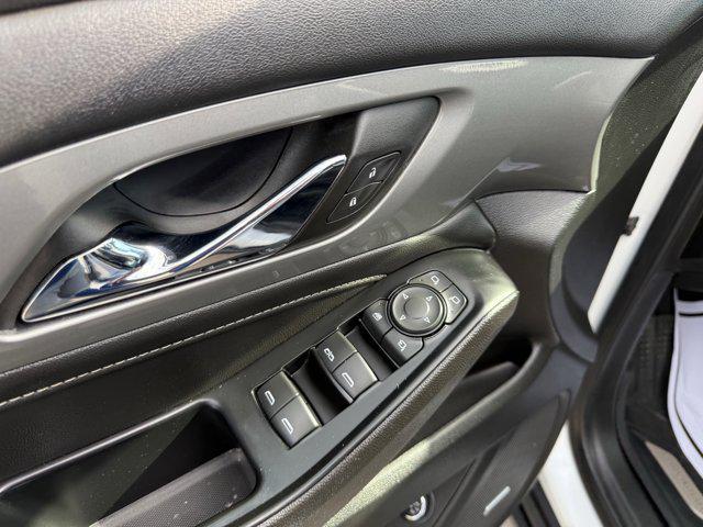 used 2023 Chevrolet Traverse car, priced at $34,495