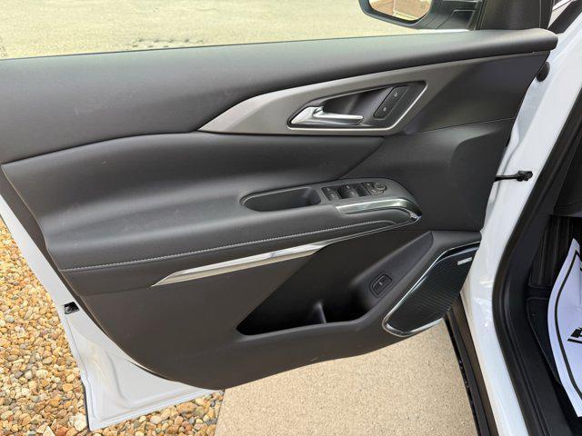 new 2026 Chevrolet Traverse car, priced at $52,355