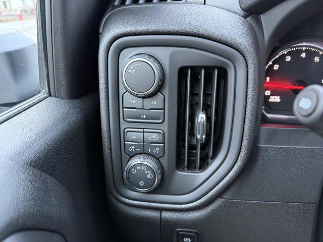 new 2025 Chevrolet Silverado 2500 car, priced at $53,100