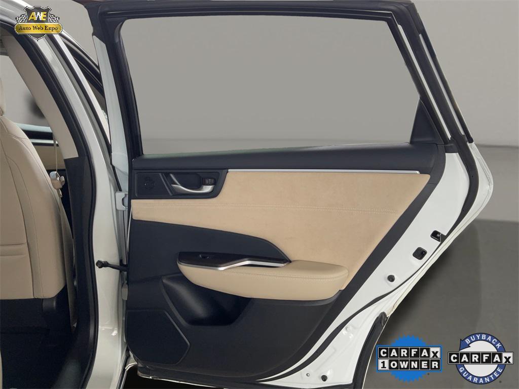 used 2018 Honda Clarity Plug-In Hybrid car, priced at $19,999