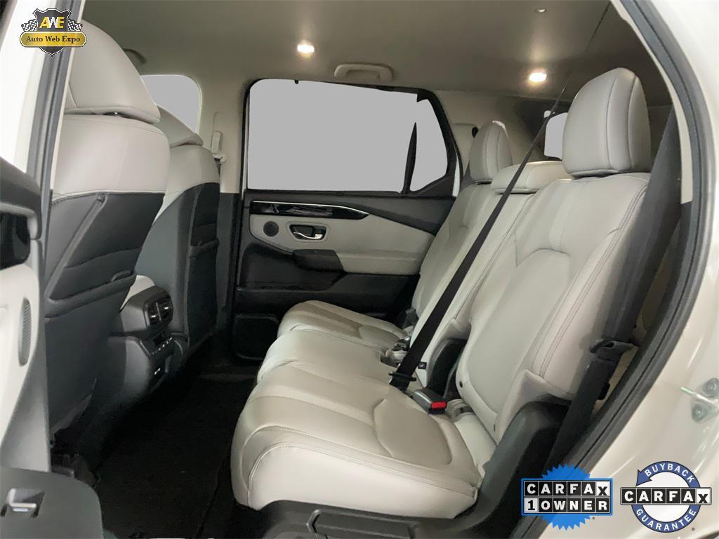 used 2024 Honda Pilot car, priced at $38,989