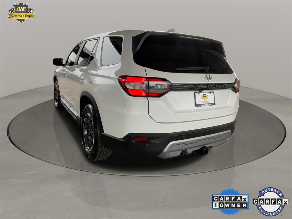 used 2024 Honda Pilot car, priced at $38,989