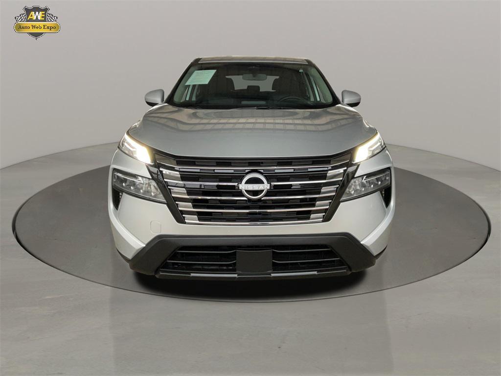 used 2025 Nissan Rogue car, priced at $22,900