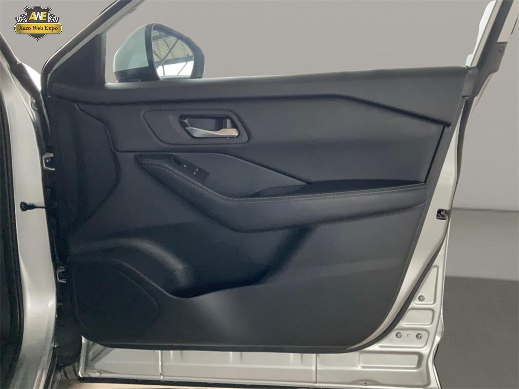 used 2025 Nissan Rogue car, priced at $22,900