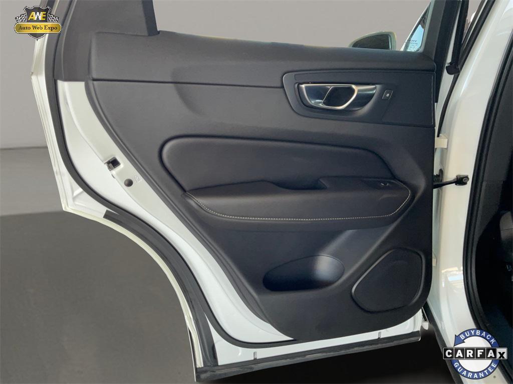 used 2020 Volvo XC60 car, priced at $31,406