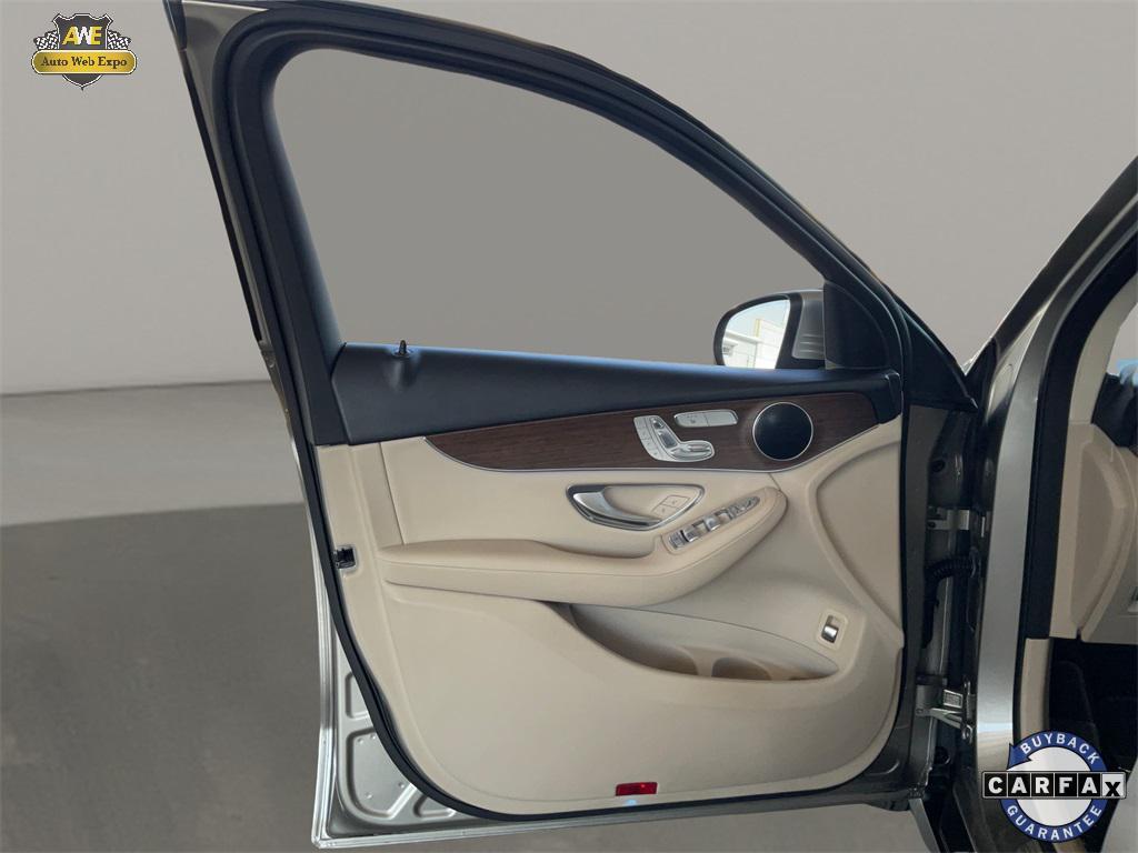 used 2020 Mercedes-Benz GLC 300 car, priced at $22,579