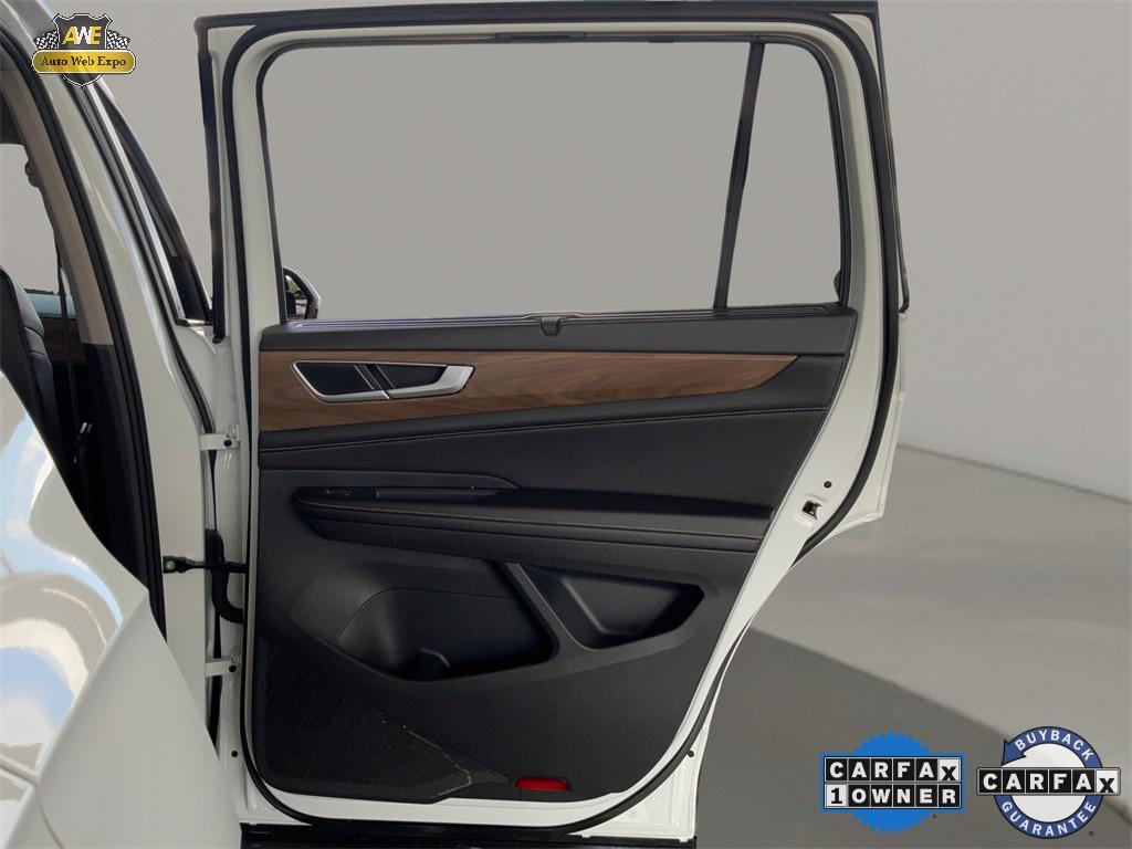 used 2024 Volkswagen Atlas car, priced at $28,923