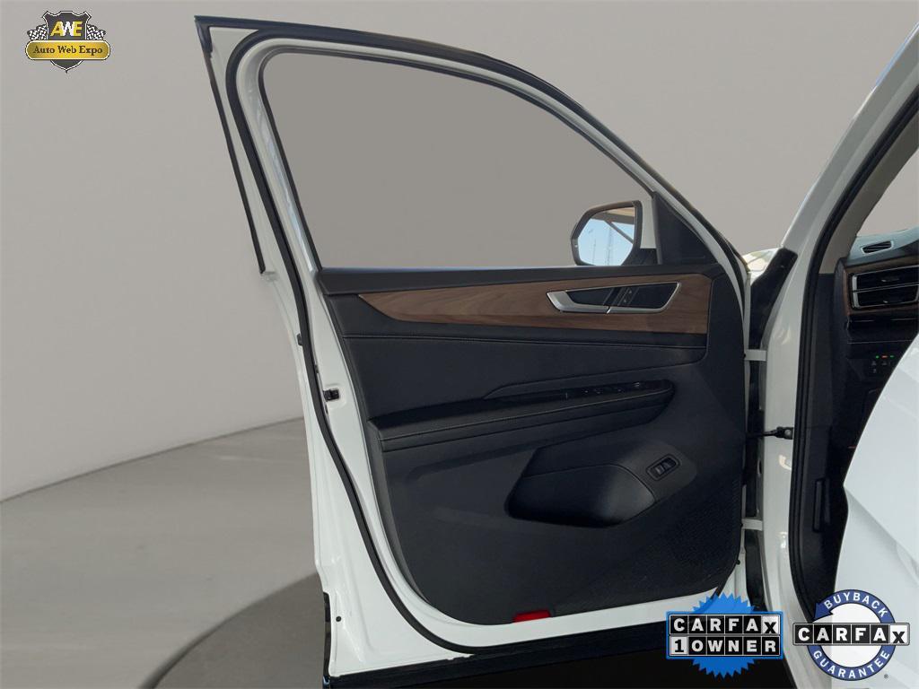 used 2024 Volkswagen Atlas car, priced at $28,923