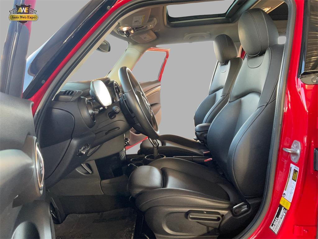 used 2024 MINI Hardtop car, priced at $25,964