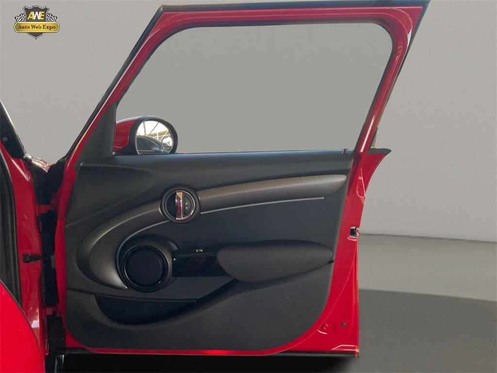 used 2024 MINI Hardtop car, priced at $25,964