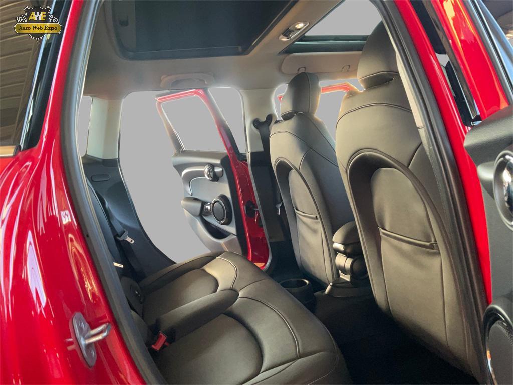 used 2024 MINI Hardtop car, priced at $25,964