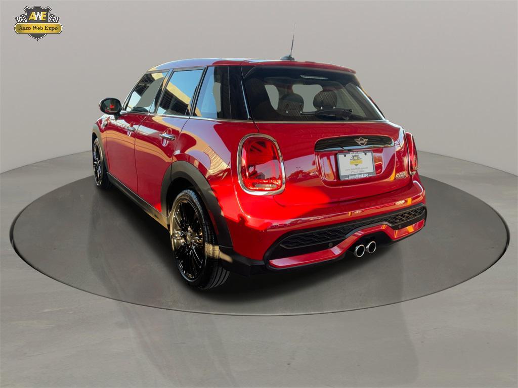 used 2024 MINI Hardtop car, priced at $25,964