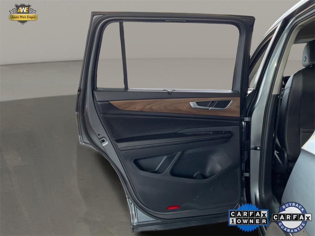 used 2024 Volkswagen Atlas car, priced at $29,899