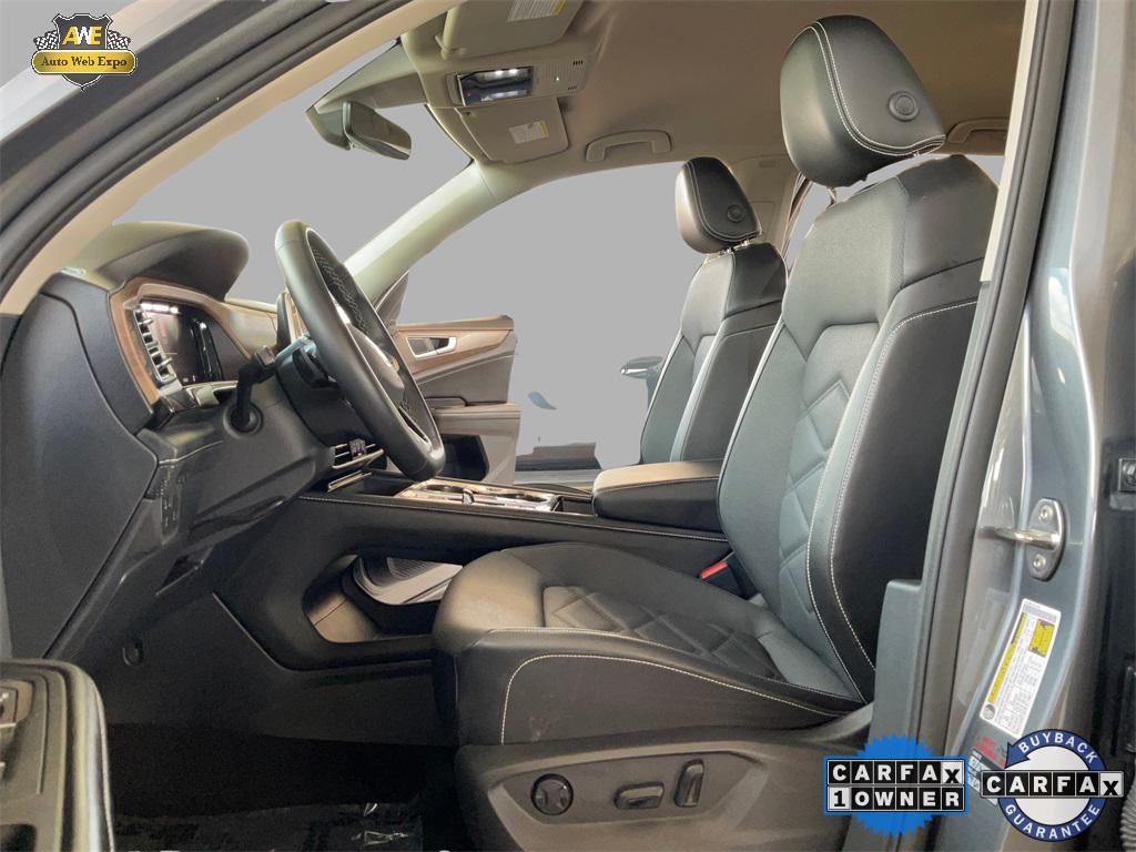 used 2024 Volkswagen Atlas car, priced at $29,899