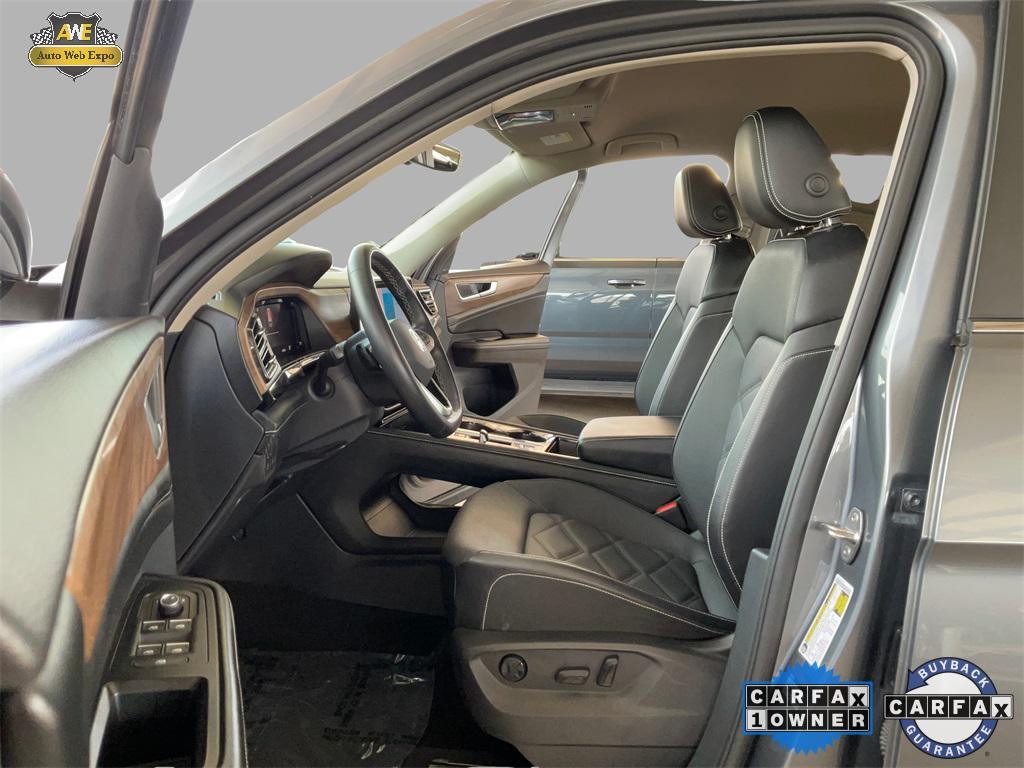 used 2024 Volkswagen Atlas car, priced at $29,899