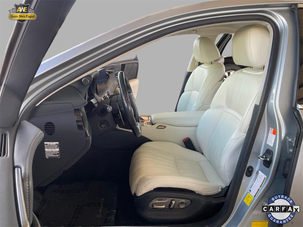 used 2022 Lexus LS 500 car, priced at $53,988