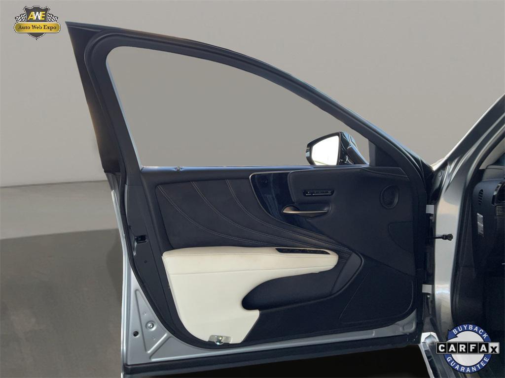 used 2022 Lexus LS 500 car, priced at $53,988