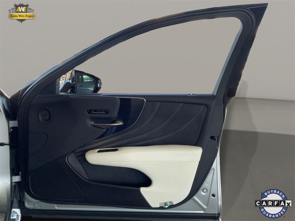 used 2022 Lexus LS 500 car, priced at $53,988