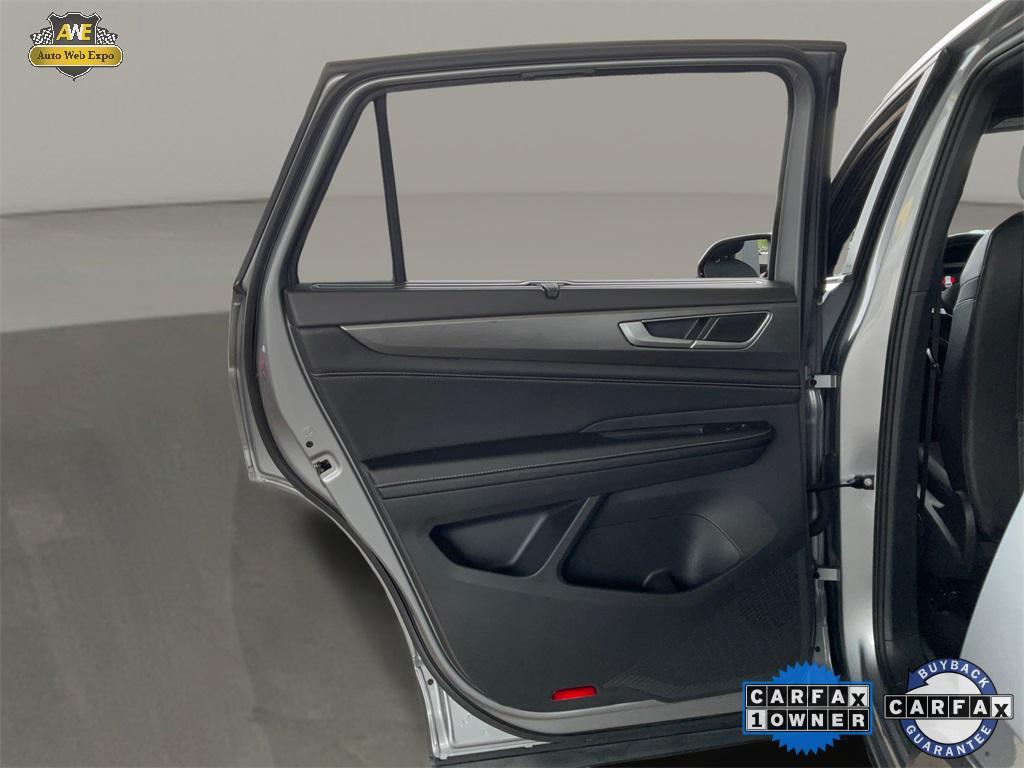 used 2024 Volkswagen Atlas Cross Sport car, priced at $29,988