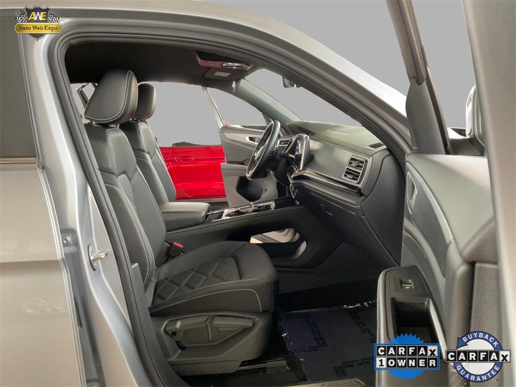 used 2024 Volkswagen Atlas Cross Sport car, priced at $29,988