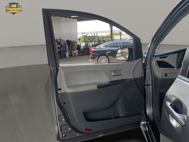 used 2018 Toyota Sienna car, priced at $18,454