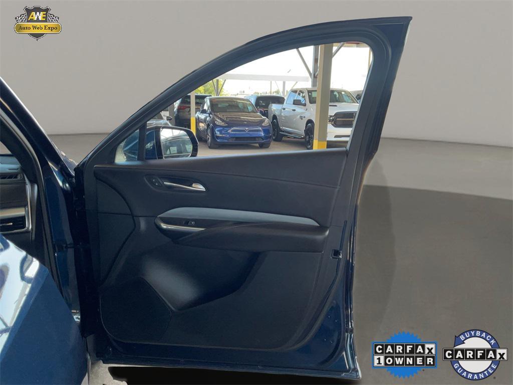 used 2021 Cadillac XT4 car, priced at $24,987