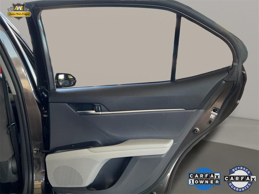 used 2018 Toyota Camry Hybrid car, priced at $19,999