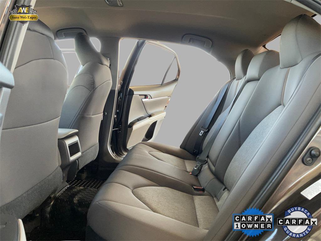 used 2018 Toyota Camry Hybrid car, priced at $19,999