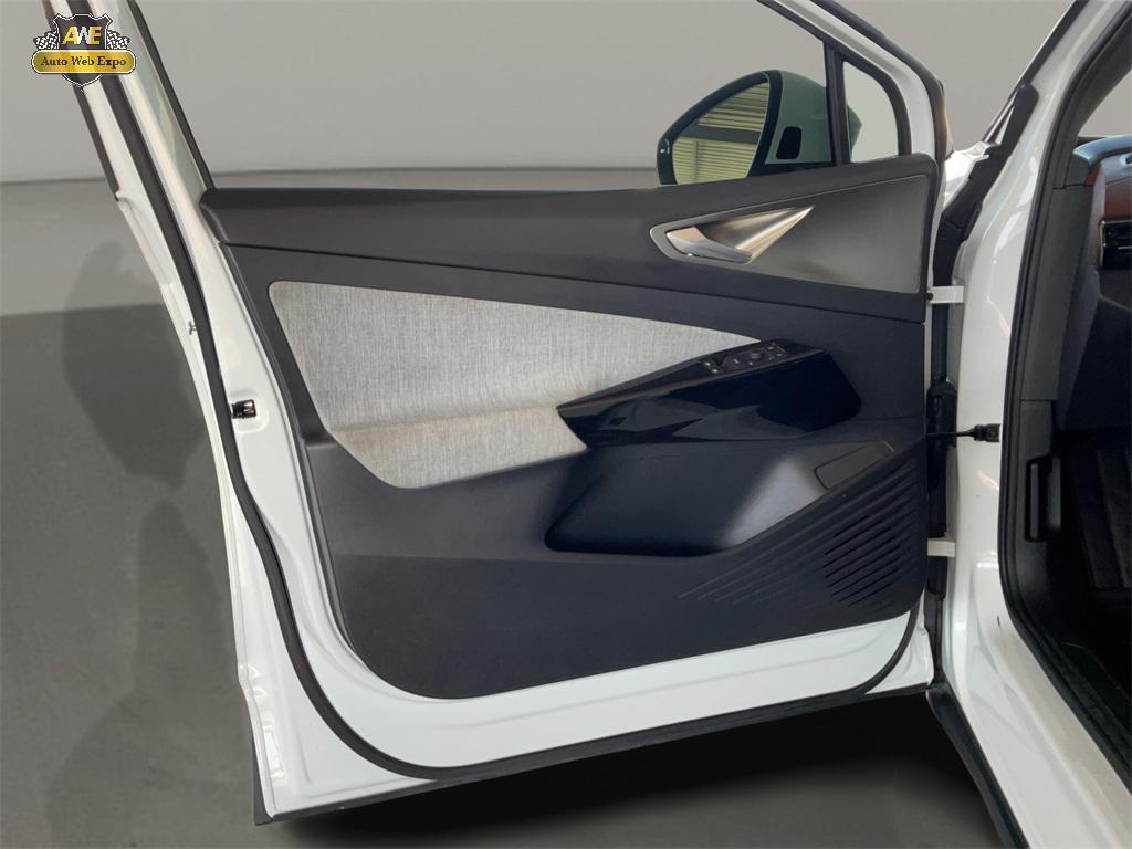 used 2023 Volkswagen ID.4 car, priced at $19,999