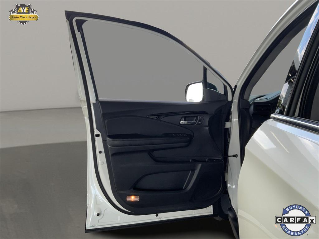 used 2019 Honda Pilot car, priced at $28,988