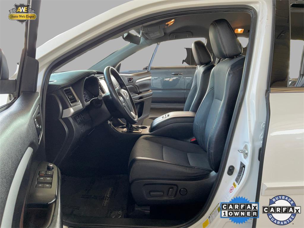 used 2019 Toyota Highlander car, priced at $20,511