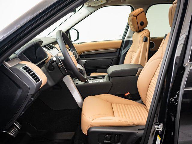new 2025 Land Rover Discovery car, priced at $77,998