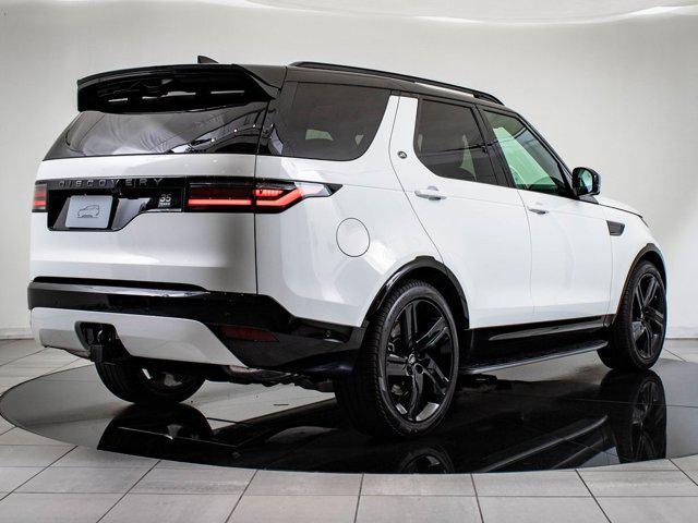 new 2025 Land Rover Discovery car, priced at $76,998