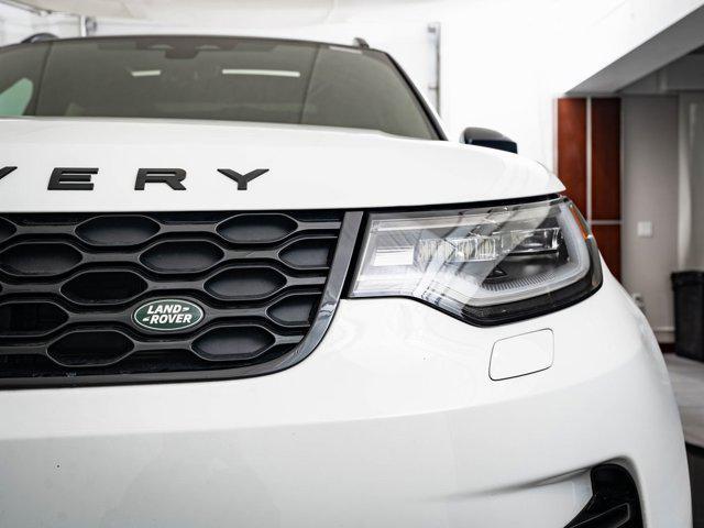 new 2025 Land Rover Discovery car, priced at $72,998