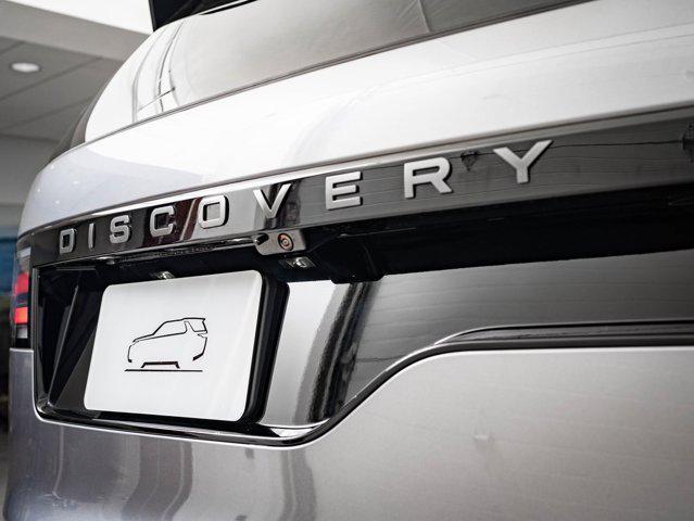 new 2025 Land Rover Discovery car, priced at $75,298