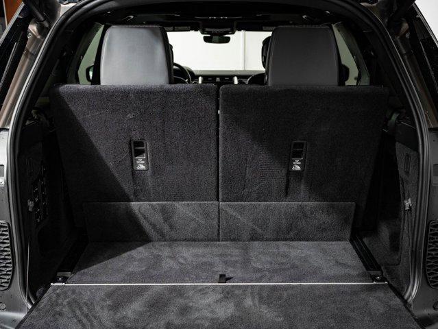 used 2024 Land Rover Discovery car, priced at $69,998