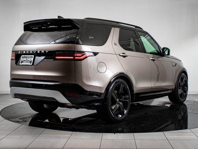 used 2024 Land Rover Discovery car, priced at $69,998