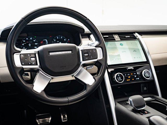 used 2022 Land Rover Discovery car, priced at $41,298