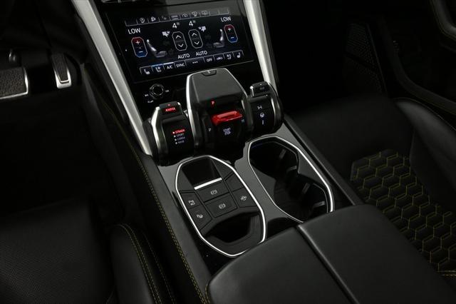 used 2022 Lamborghini Urus car, priced at $197,906