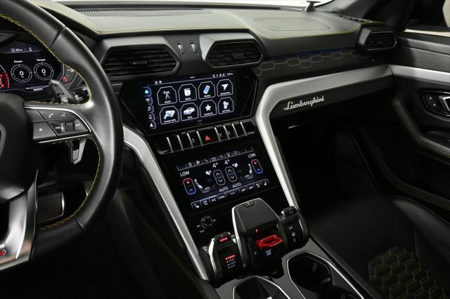 used 2022 Lamborghini Urus car, priced at $197,906