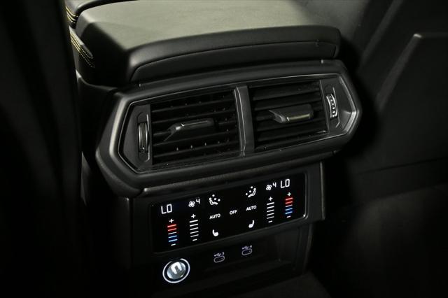 used 2022 Lamborghini Urus car, priced at $197,906